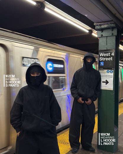 ALL BLACK - OPEN LEG JOGGER