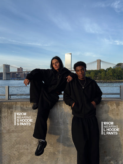 ALL BLACK - OPEN LEG JOGGER