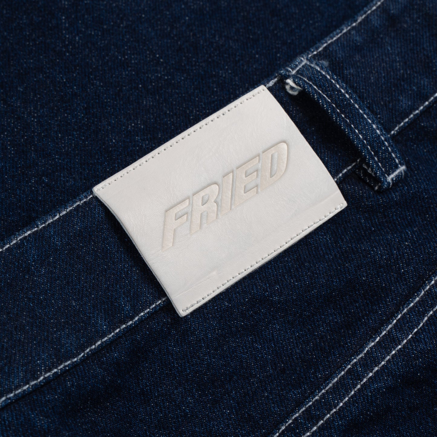RAW TWIST DENIM